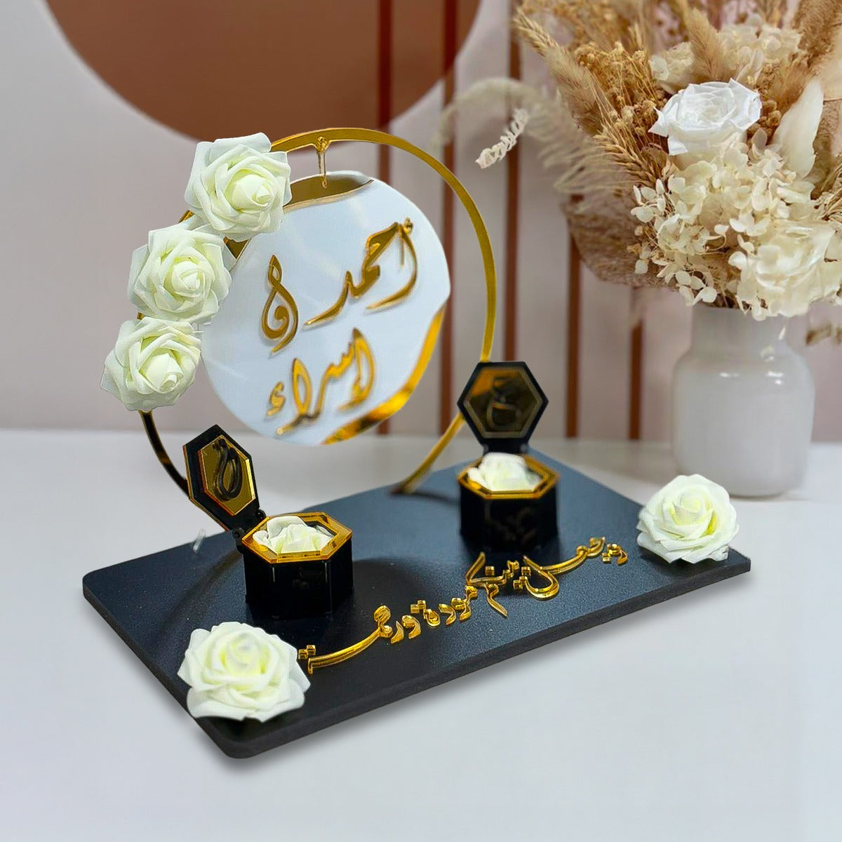 Floating Circle Arabic Engagement Tray – Personalized Ring Holder with Modern Base