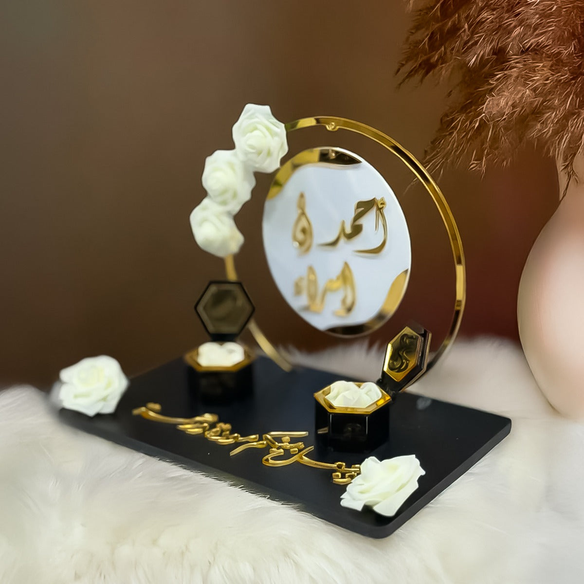 Floating Circle Arabic Engagement Tray – Personalized Ring Holder with Modern Base