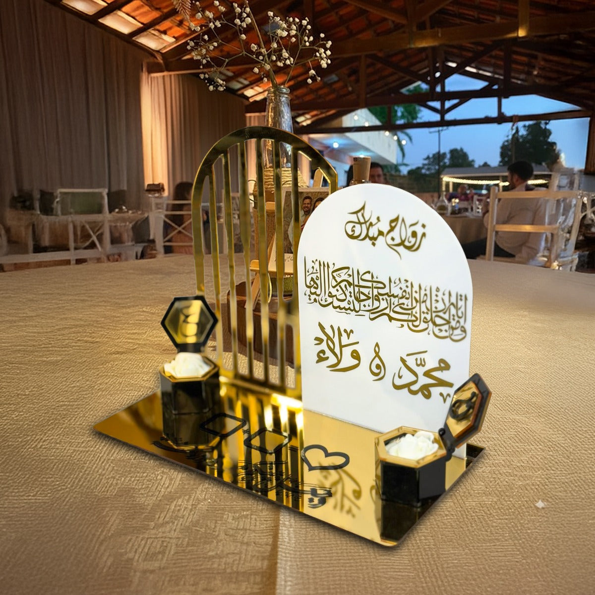 Gold Mirror Arabic Calligraphy Table Arch – Custom Wedding Sign